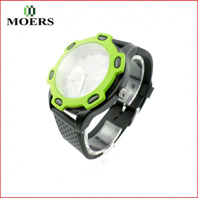 欧美流行热潮 运动风硅胶男士手表定制与批发全解析